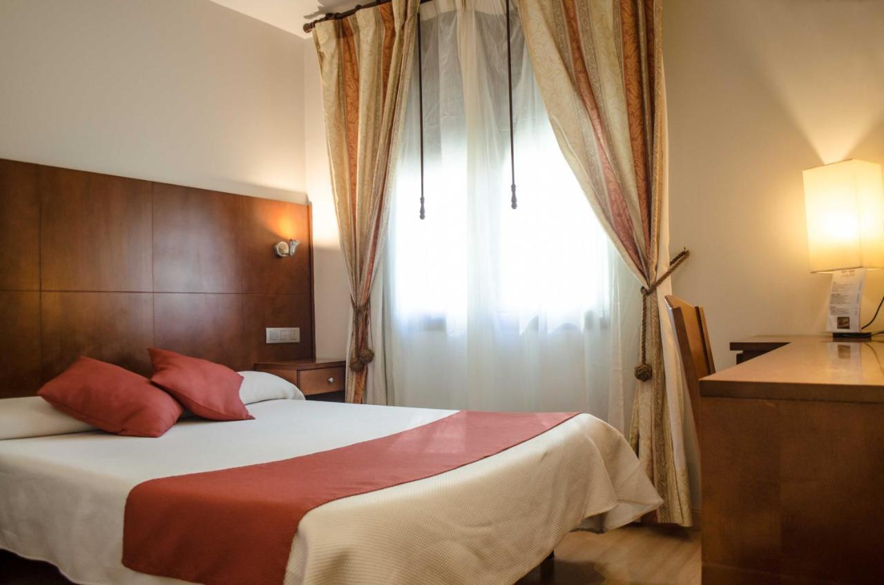 Hotel Jaques جاكا المظهر الخارجي الصورة