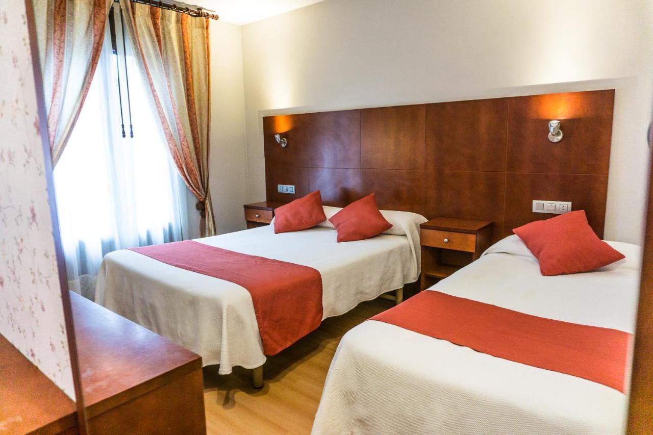Hotel Jaques جاكا المظهر الخارجي الصورة