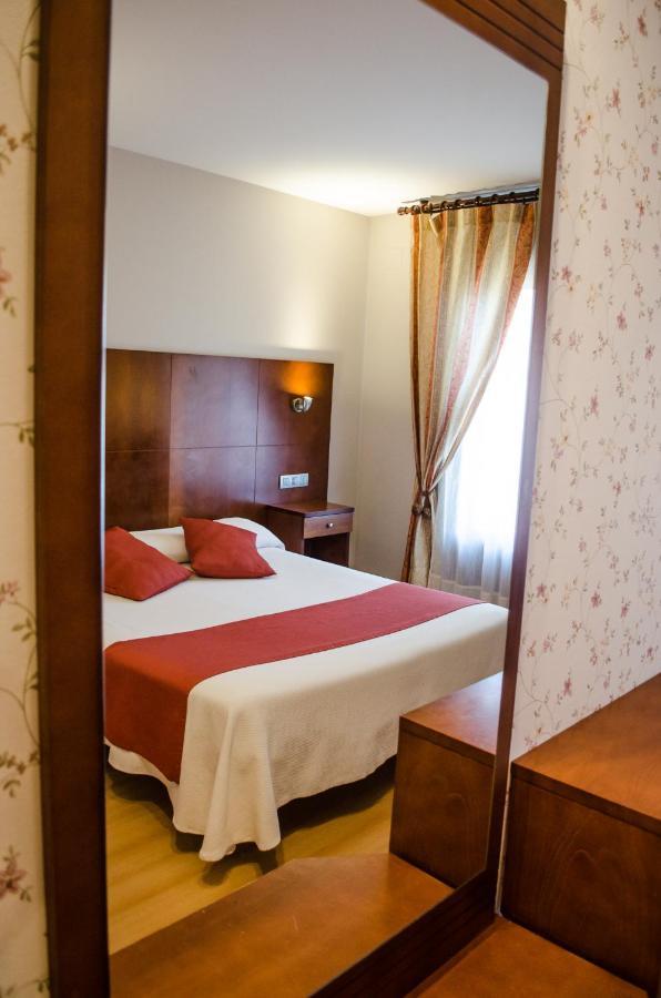 Hotel Jaques جاكا المظهر الخارجي الصورة
